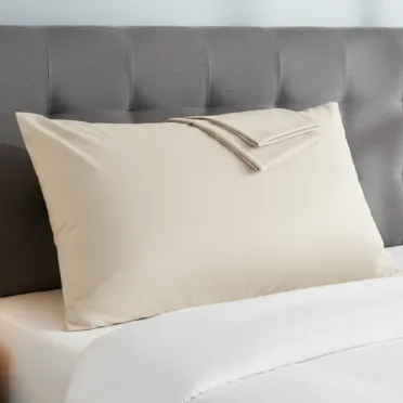 Premium Solid Color Pillow Cover – 180 Thread Count, Available in a Range of Colors and Sizes  for Ultimate Comfort